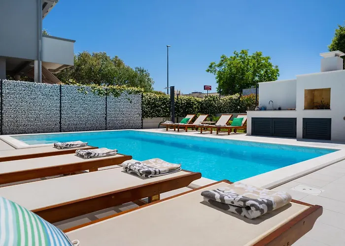 Vila D Marine Bibinje